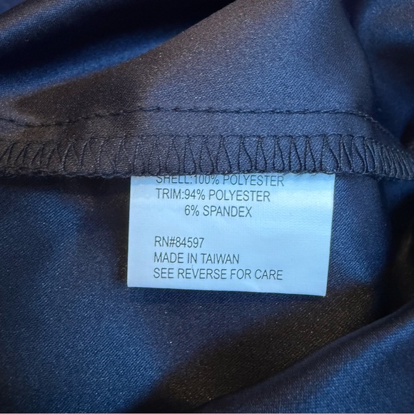 IXSPA Men's Navy Golf Vest - NWT, Size L - Picture 4 of 5